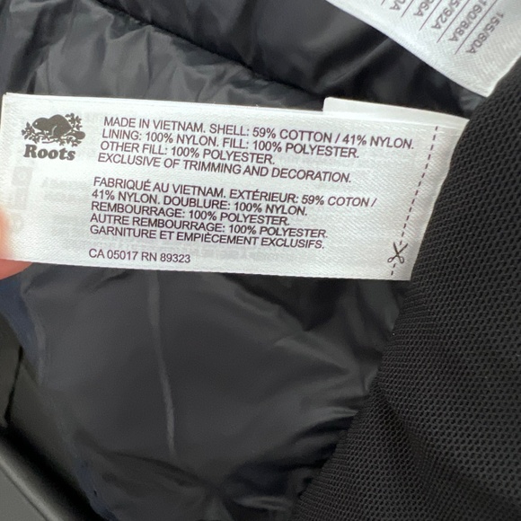 Men’s Navy Blue Roots Vest - Picture 6 of 6